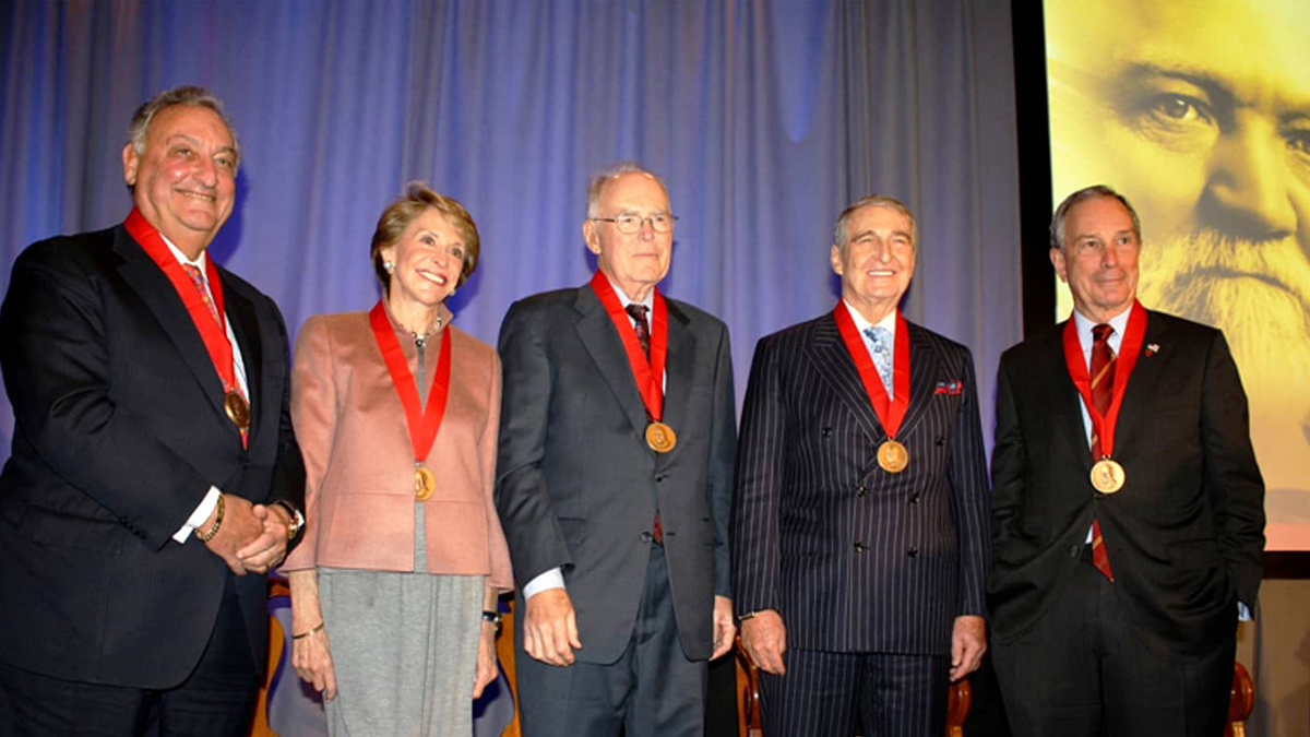 Carnegie Medal Of Philanthropy - VKV